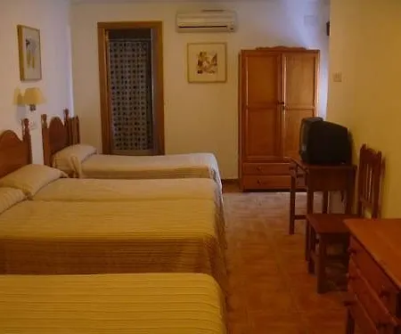 Pensión Serramar 3*